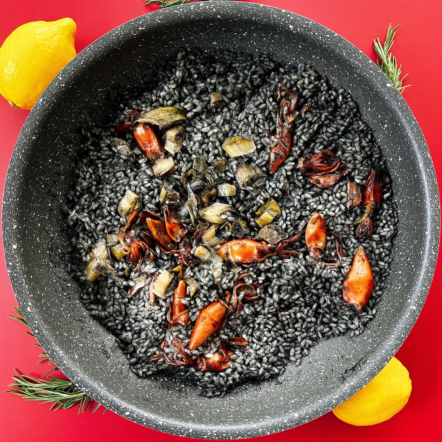 賞味期限2025年12月1日 瀬戸内しまなみ 風の幸せパエリア(烏賊・葱)