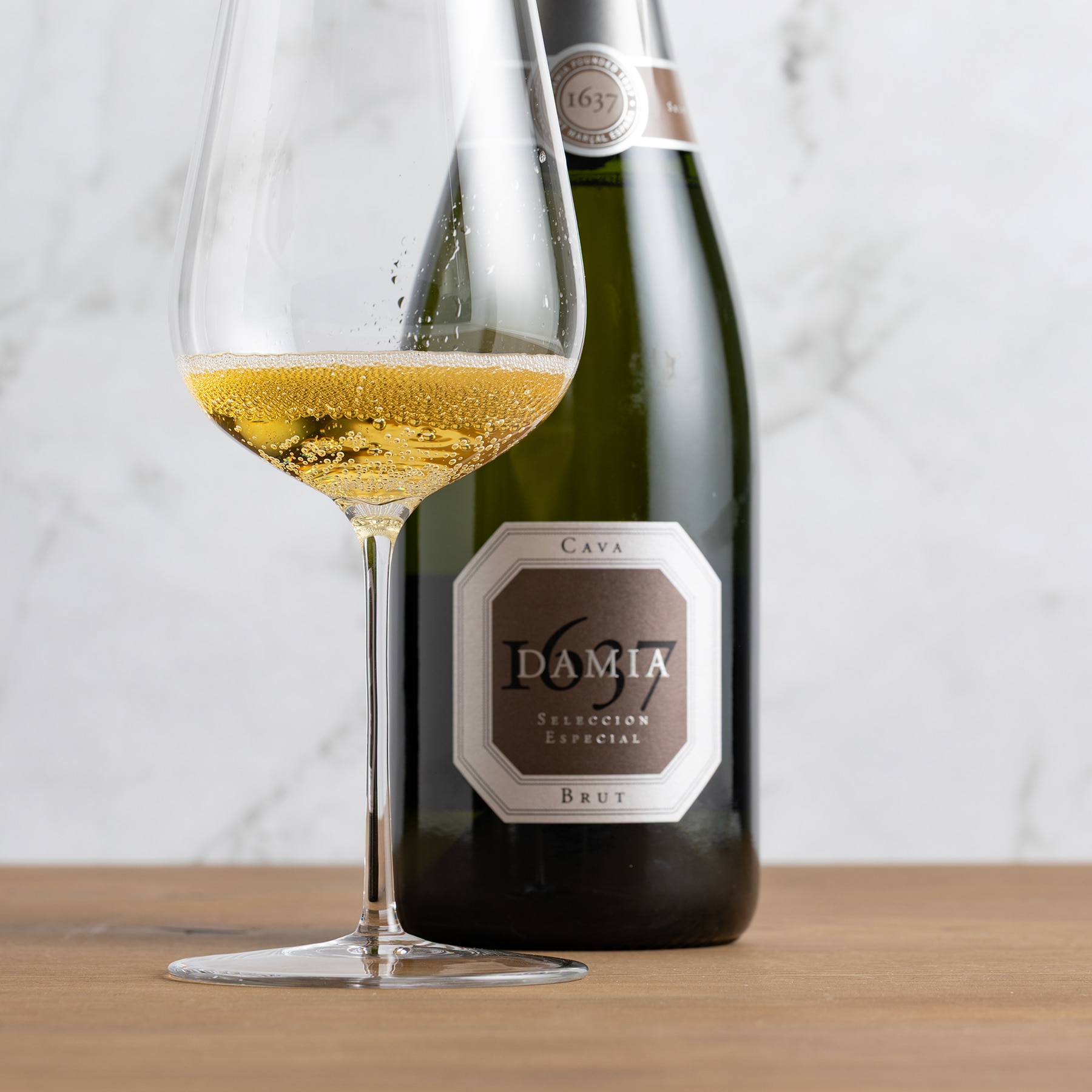 ダミア カバ ブルット NV