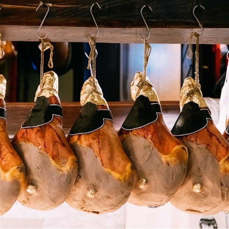 生ハムの作り方を解説。イタリア、スペイン、フランスなどヨーロッパの生ハムの製造工程を詳しく紹介!