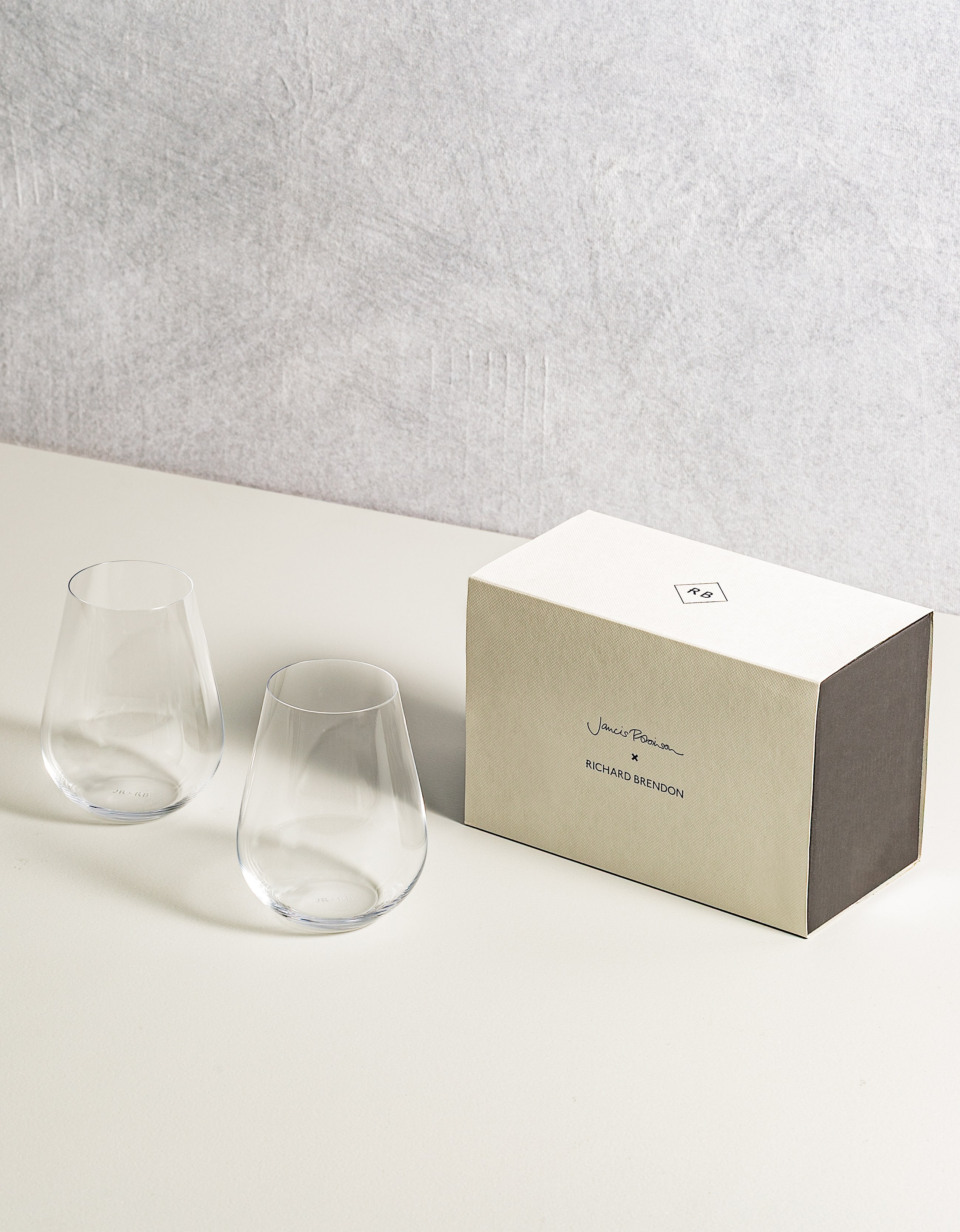 ザ・ジャンシス・ロビンソン ステムレスグラス セット（2脚入）