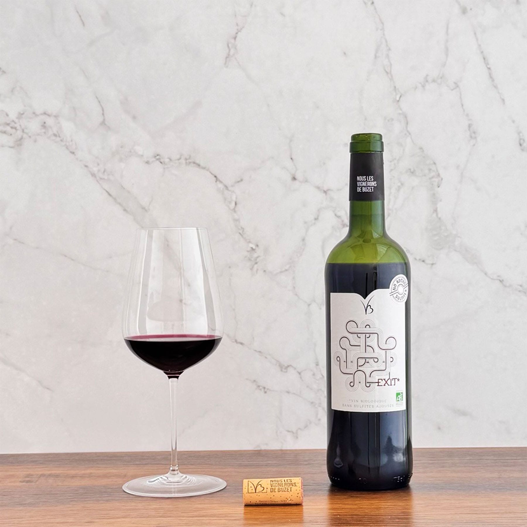 ビュゼ 赤 エグジット